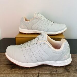 Skechers Women's GO GOLF Pivot Spikeless Golf Shoe Size 9  Pink and Grey